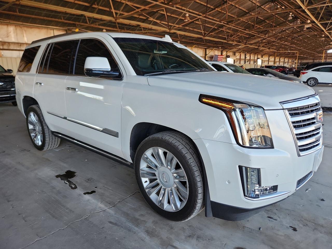 2018 CADILLAC ESCALADE