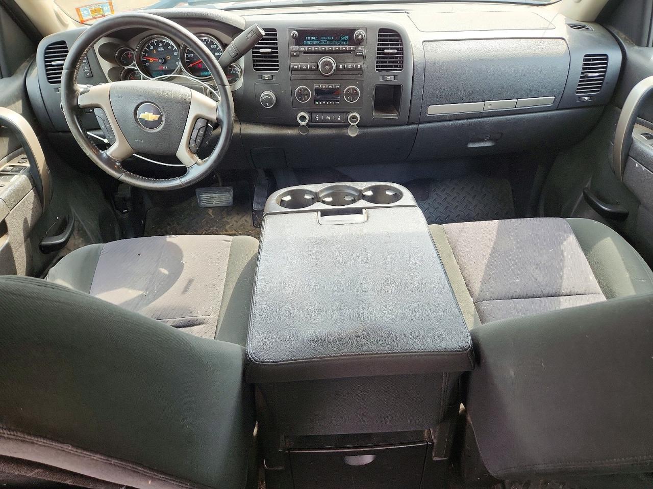 2013 CHEVROLET SILVERADO