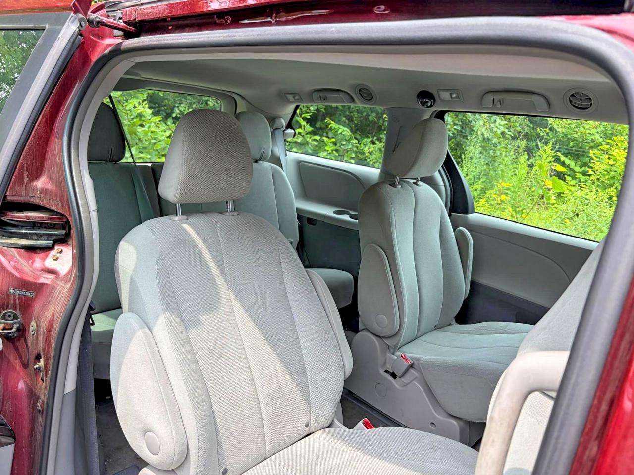 2014 TOYOTA SIENNA