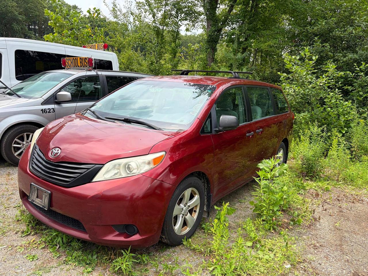 2014 TOYOTA SIENNA