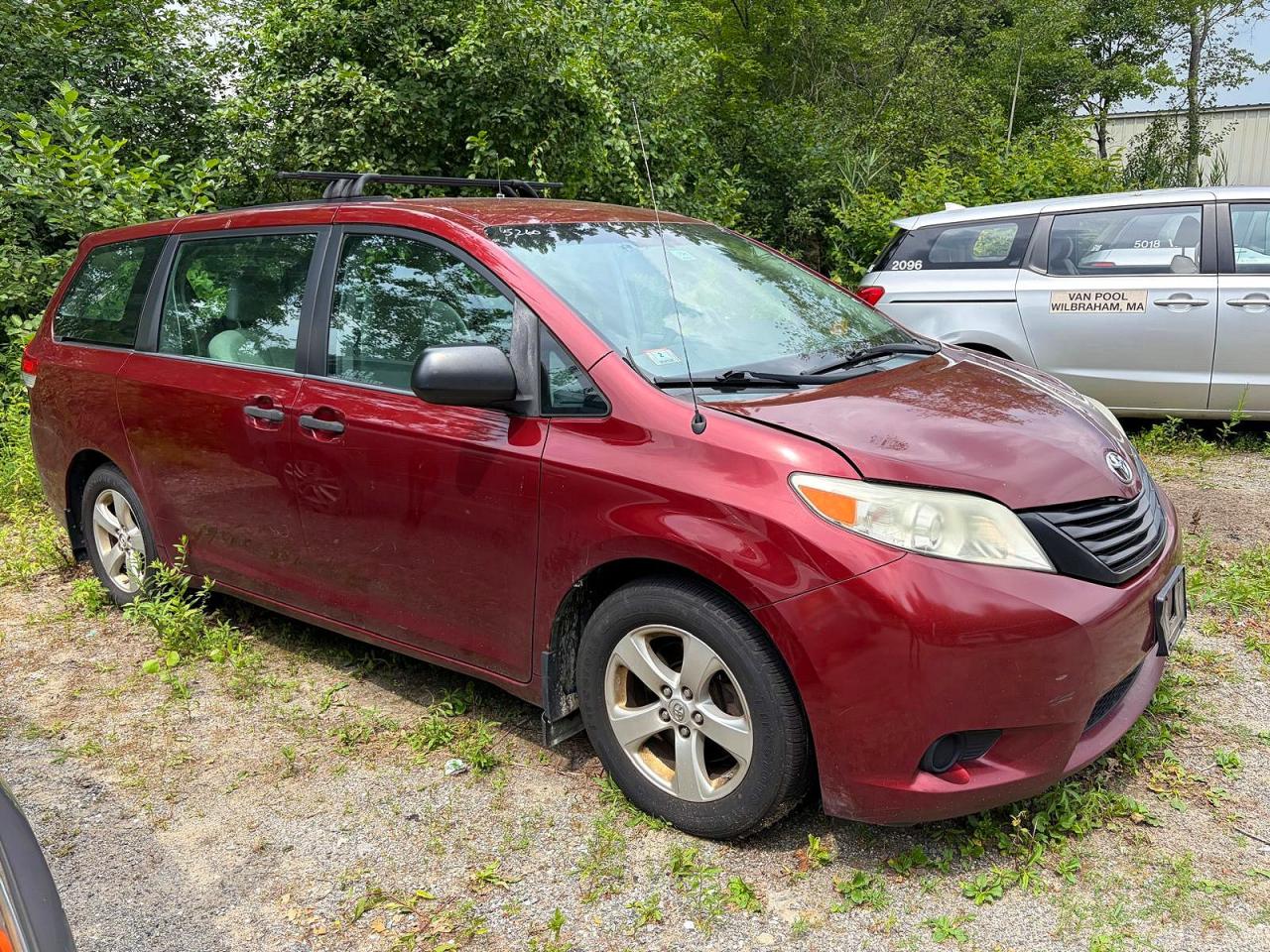 2014 TOYOTA SIENNA