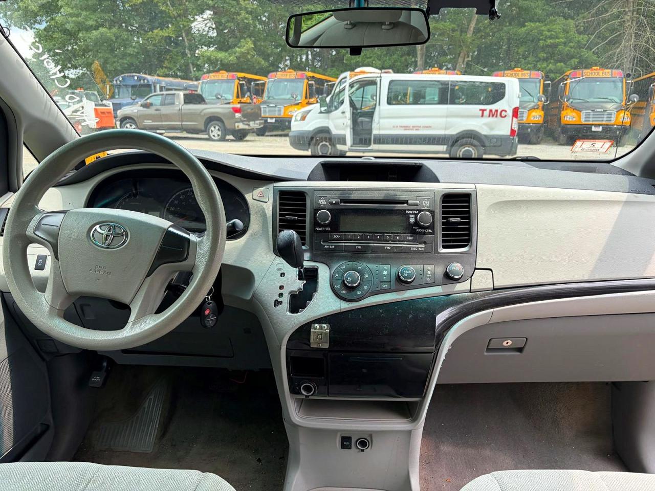 2014 TOYOTA SIENNA