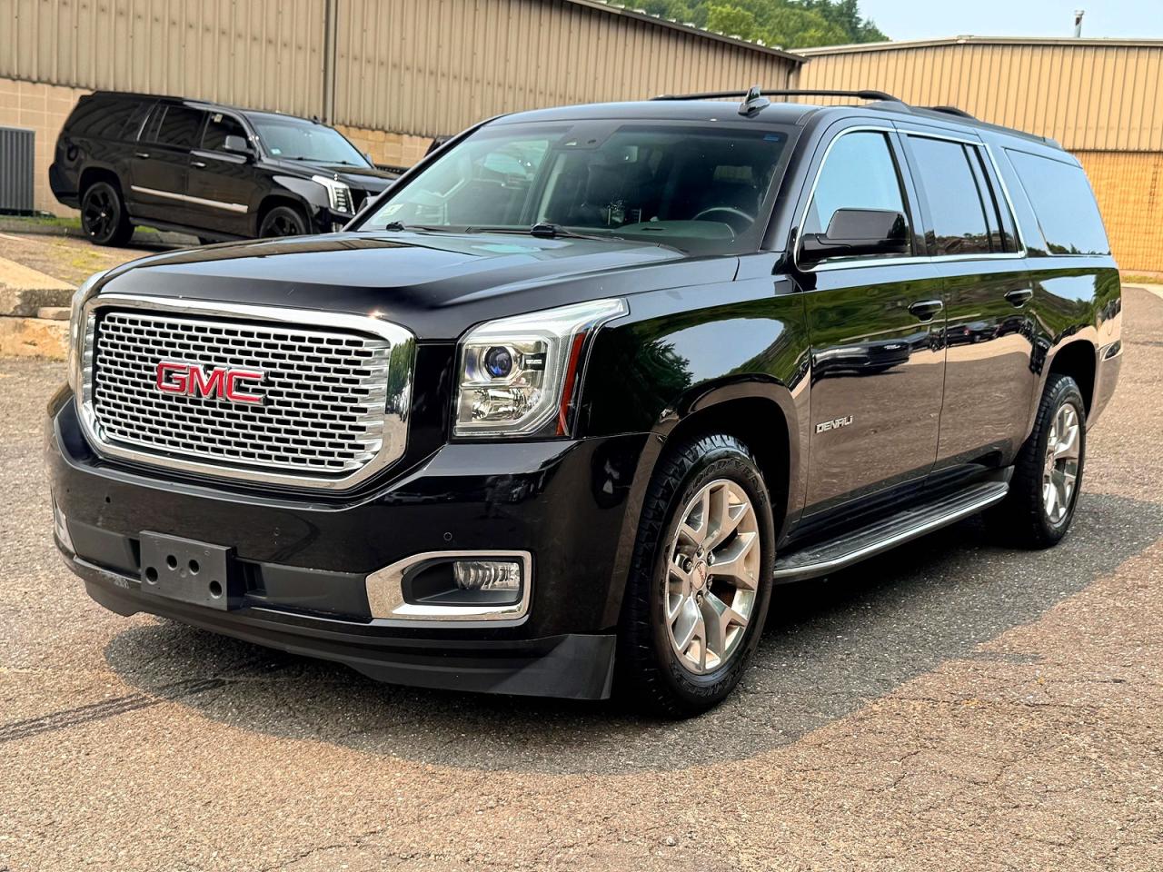 2016 GMC YUKON