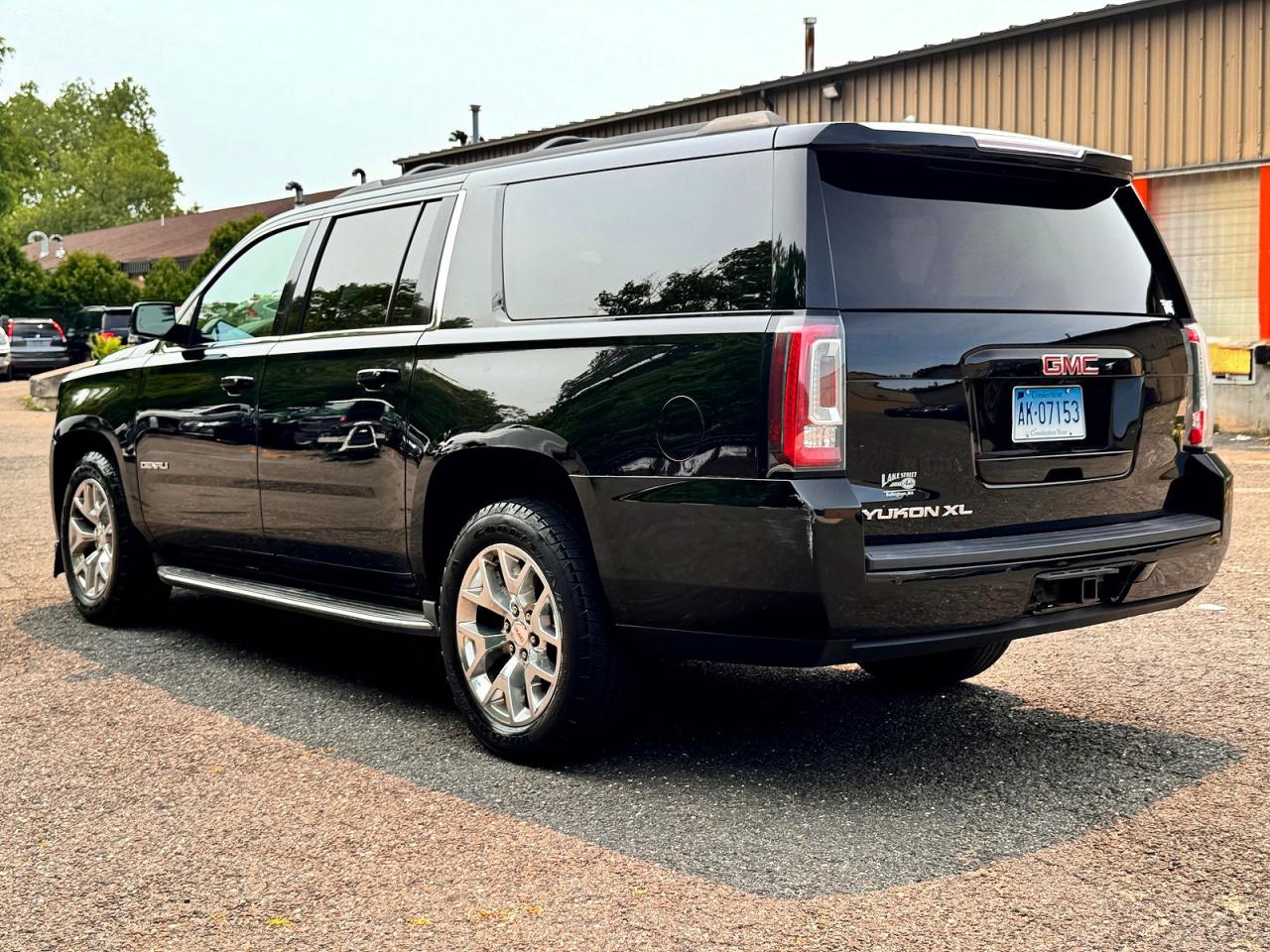 2016 GMC YUKON
