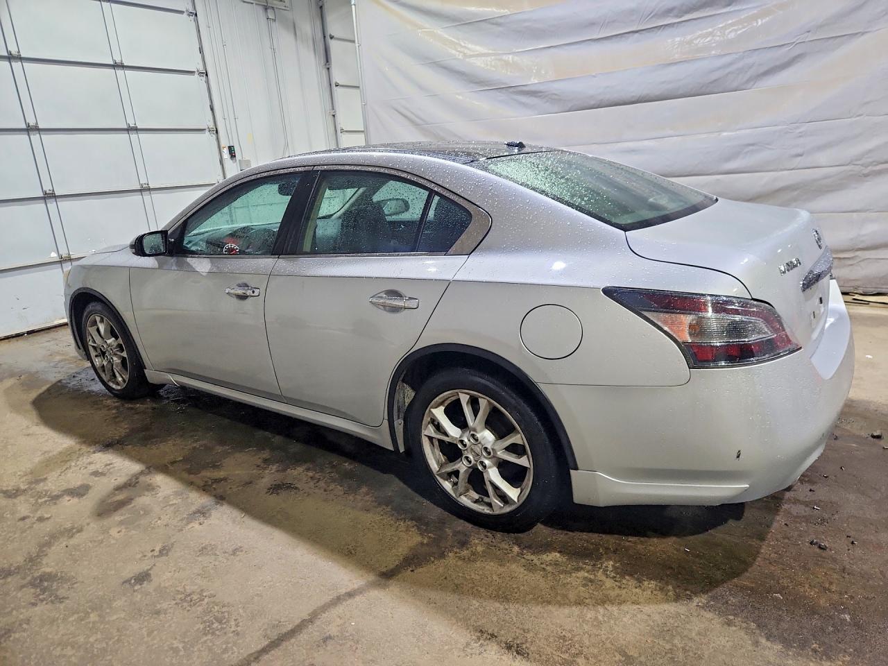 2014 NISSAN MAXIMA
