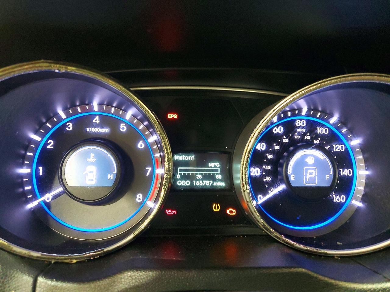 2011 HYUNDAI SONATA