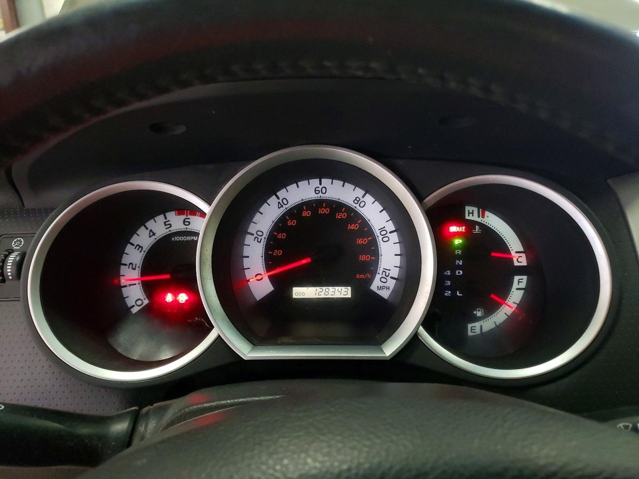 2011 TOYOTA TACOMA