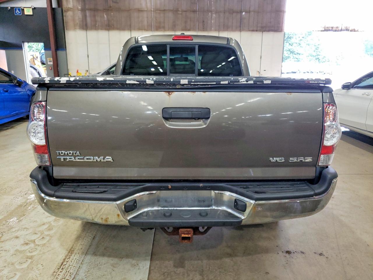 2011 TOYOTA TACOMA