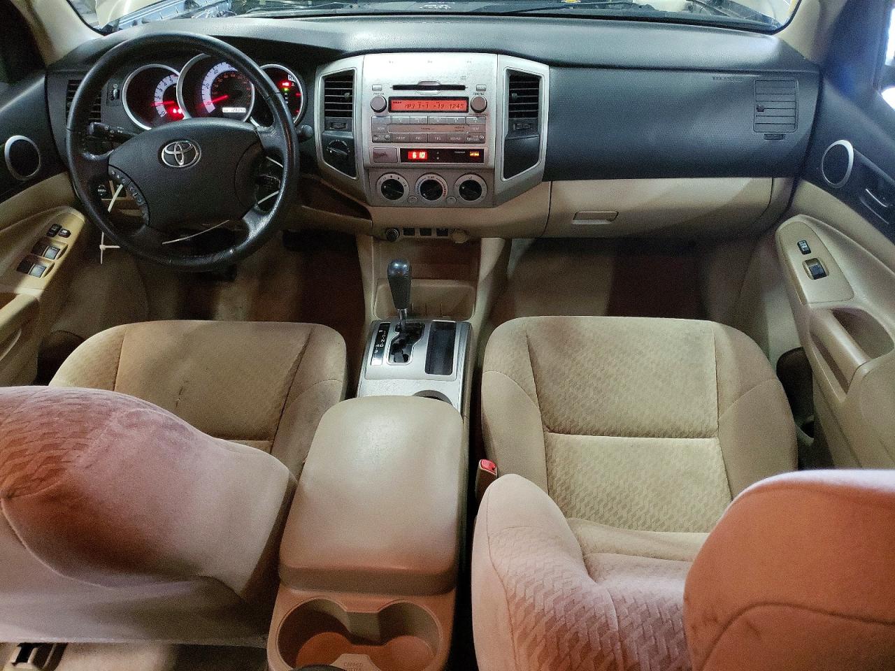2011 TOYOTA TACOMA