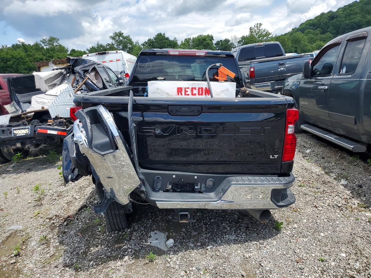 2025 CHEVROLET SILVERADO