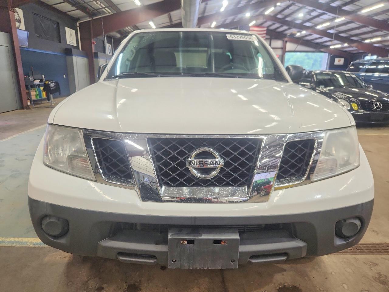 2012 NISSAN FRONTIER