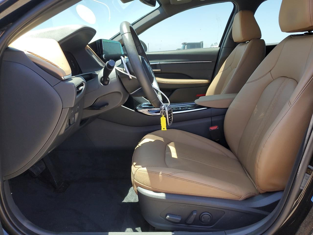 2023 HYUNDAI SONATA