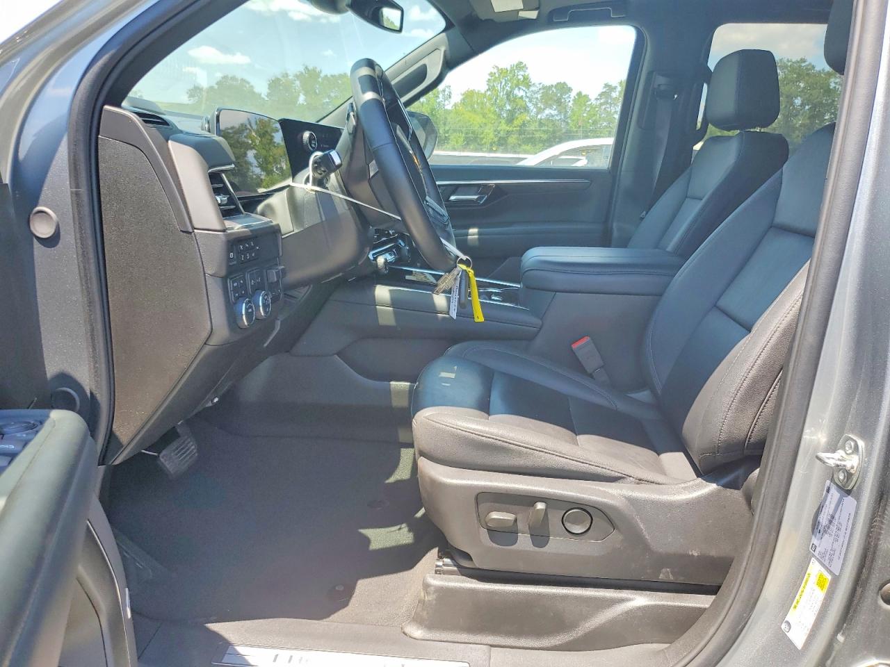 2025 CHEVROLET TAHOE