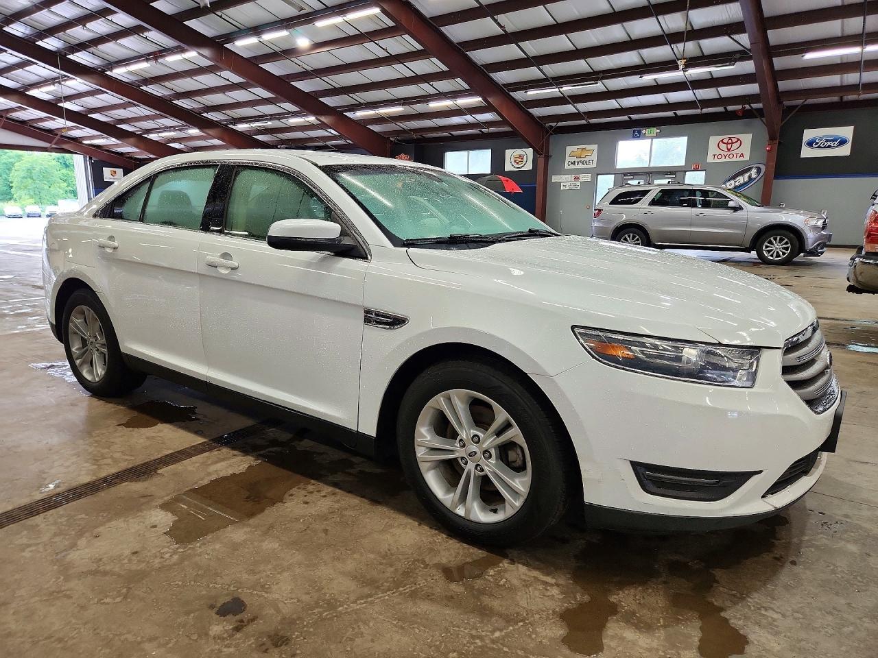 2015 FORD TAURUS