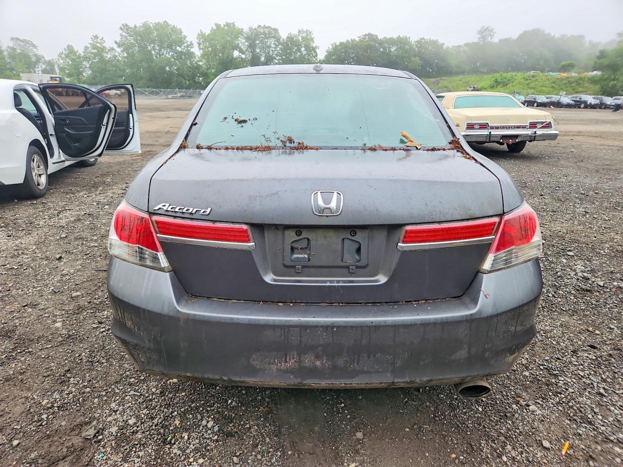 2011 HONDA ACCORD