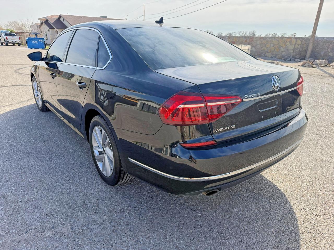 2018 VOLKSWAGEN PASSAT
