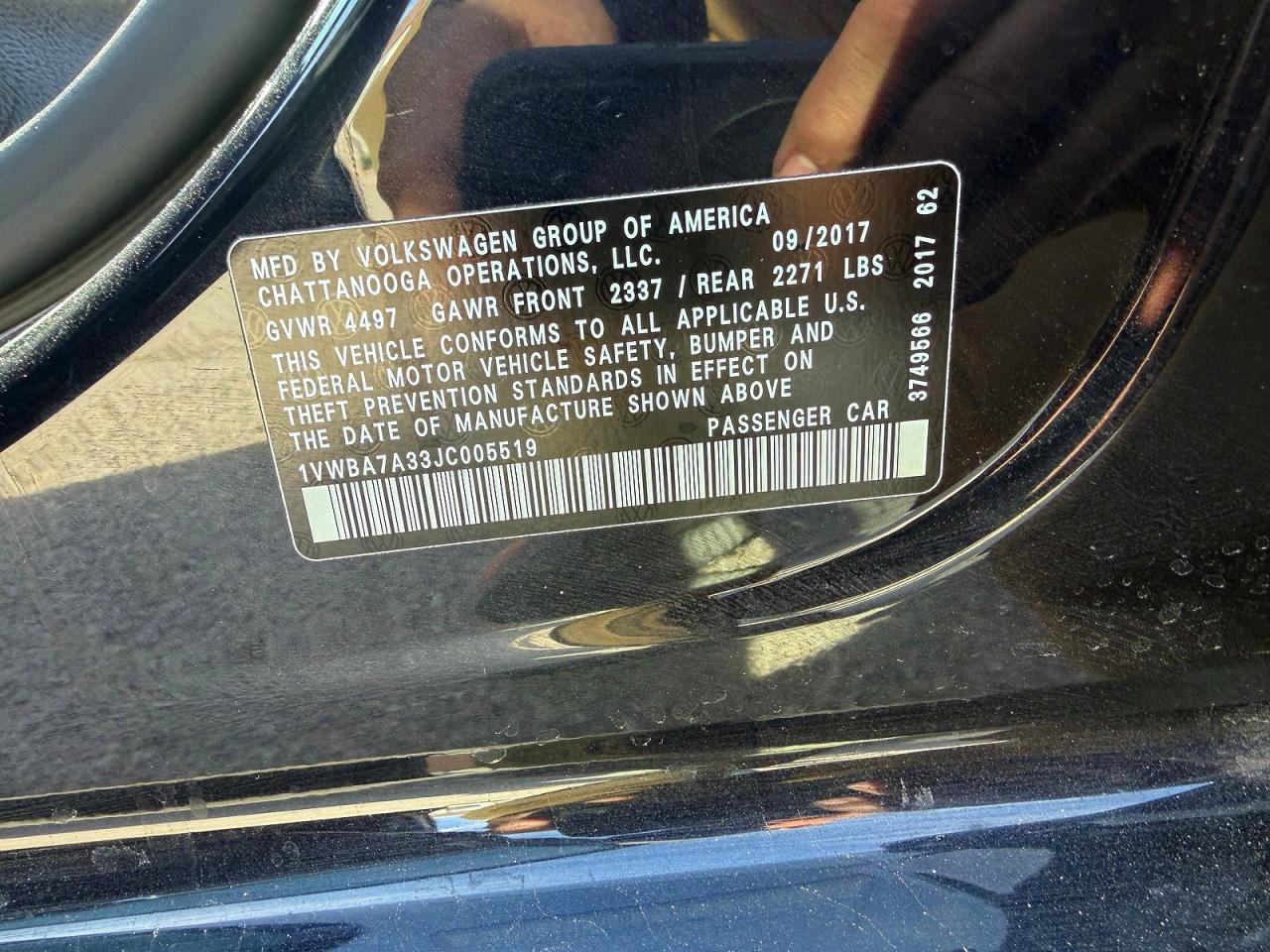 2018 VOLKSWAGEN PASSAT