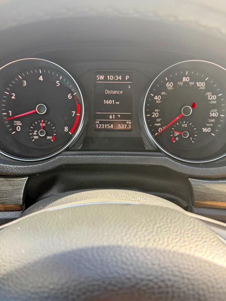 2018 VOLKSWAGEN PASSAT