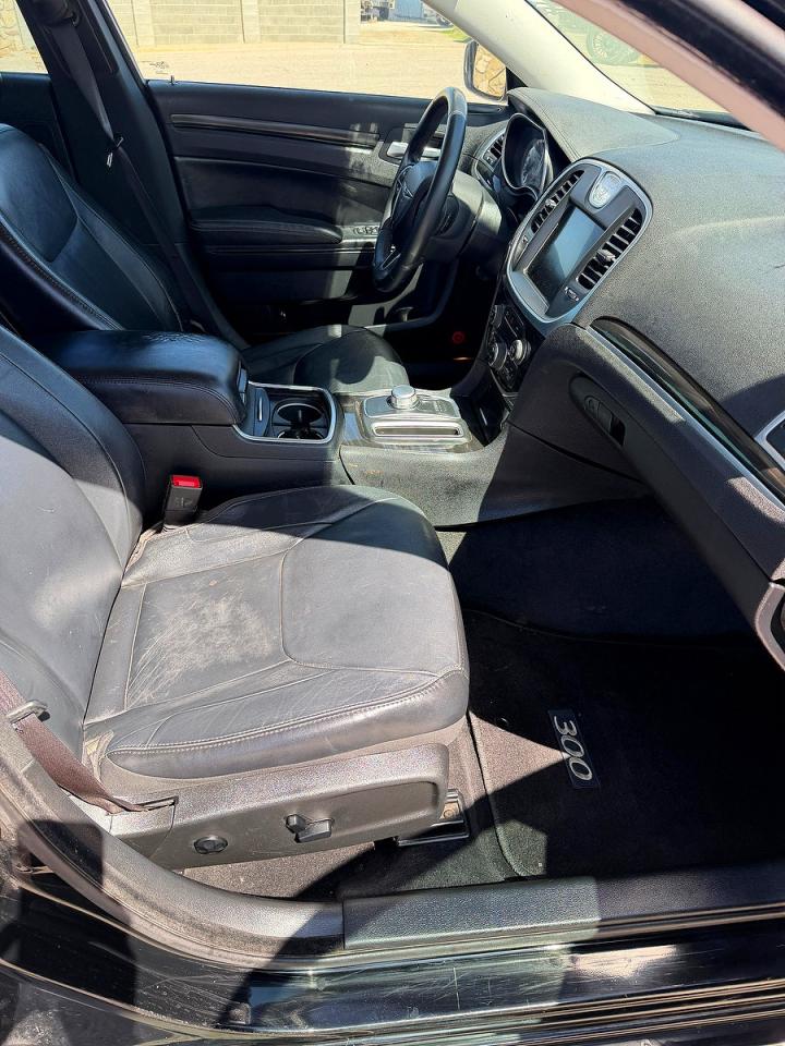 2015 CHRYSLER 300