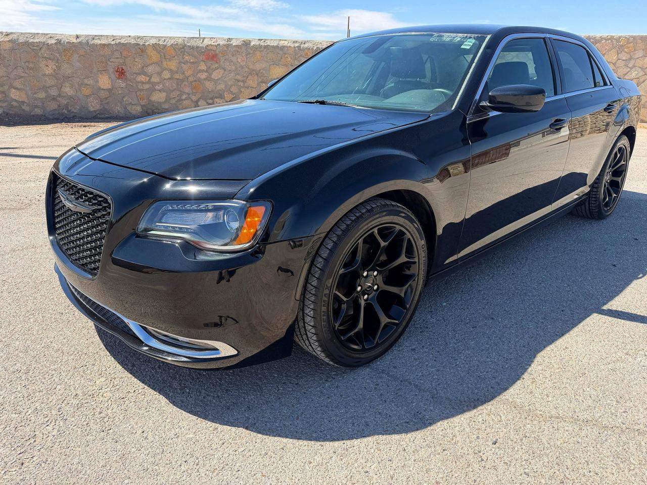 2015 CHRYSLER 300