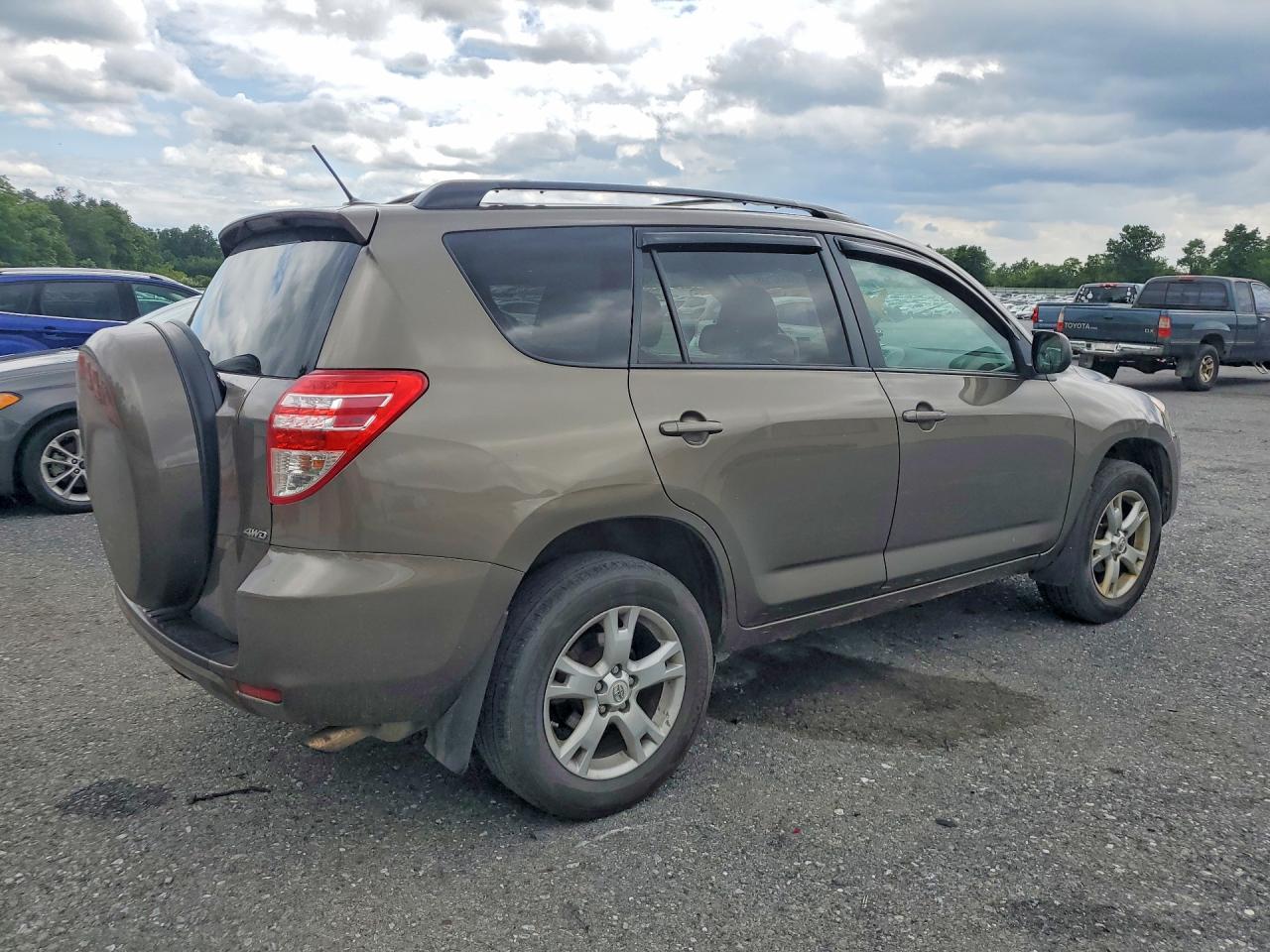 2012 TOYOTA RAV4