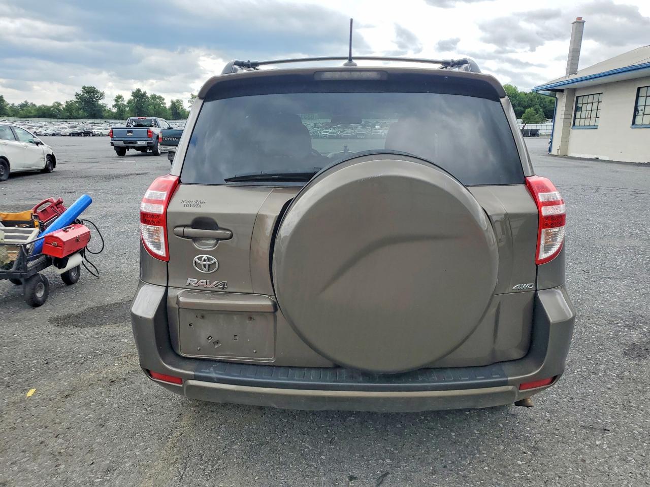 2012 TOYOTA RAV4
