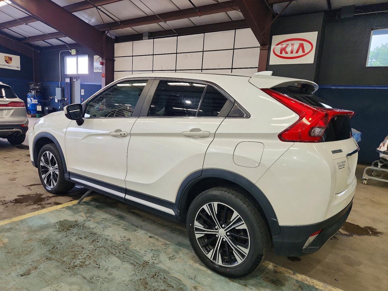 2019 MITSUBISHI ECLIPSE