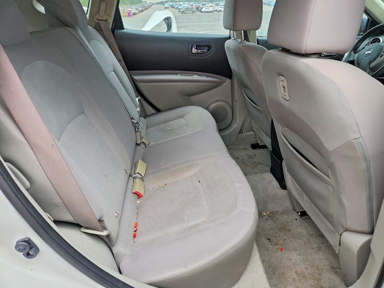 2011 NISSAN ROGUE