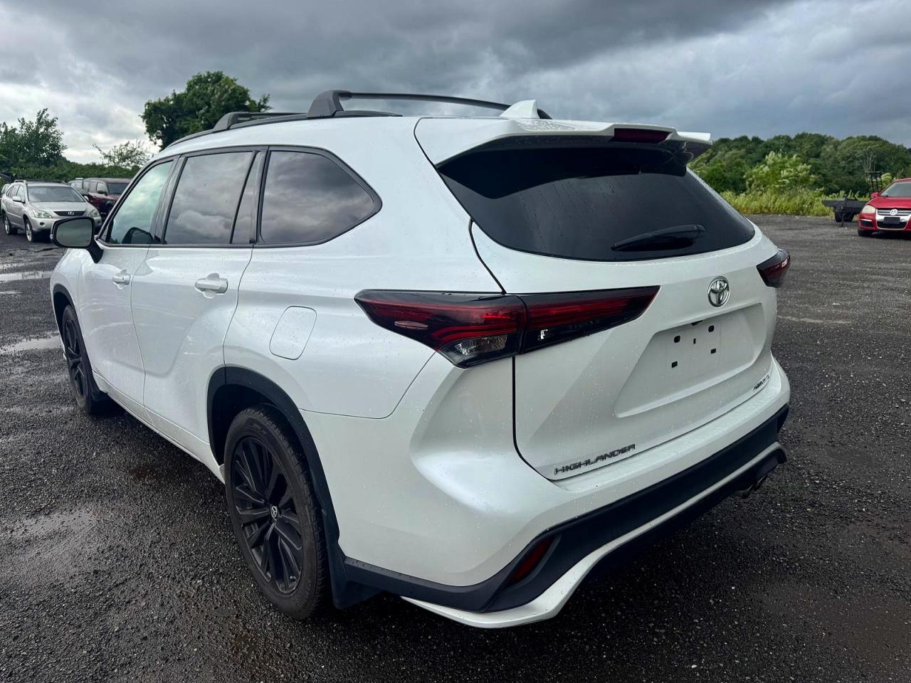 2024 TOYOTA HIGHLANDER