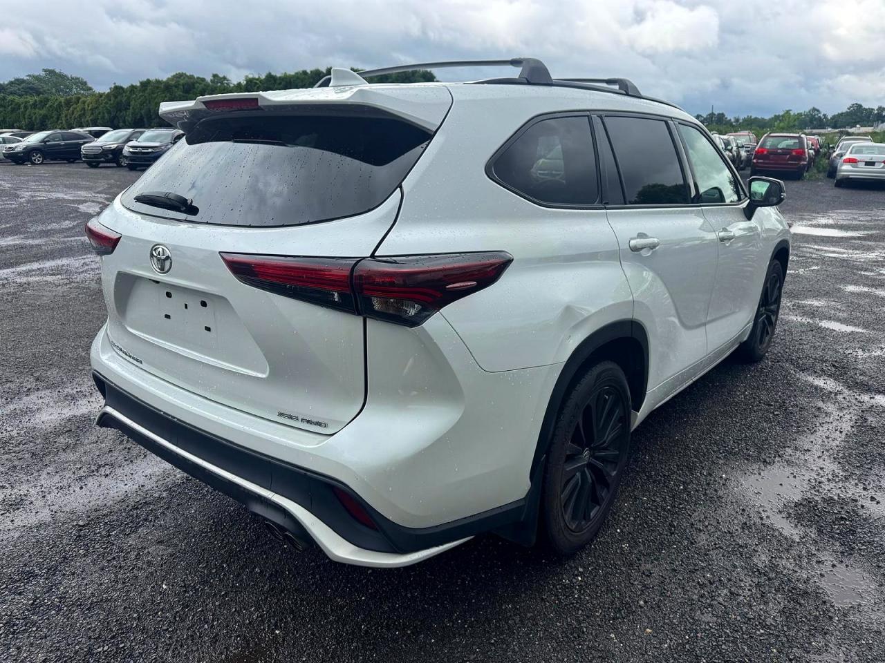 2024 TOYOTA HIGHLANDER