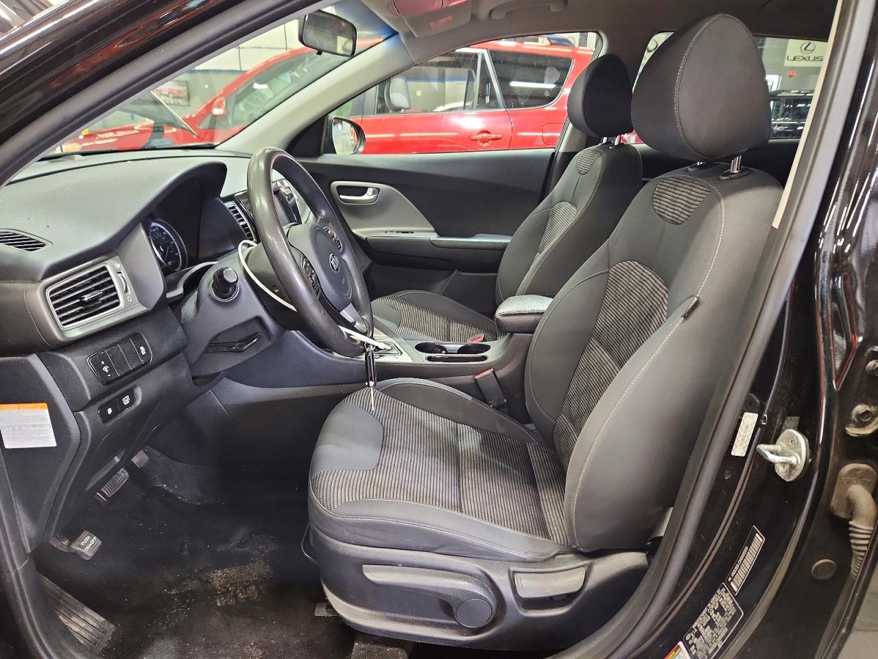 2017 KIA NIRO