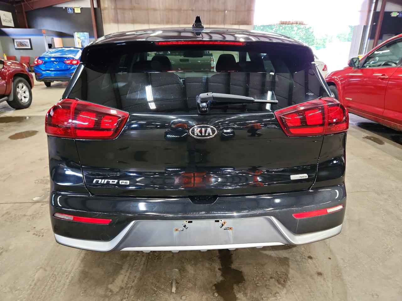 2017 KIA NIRO