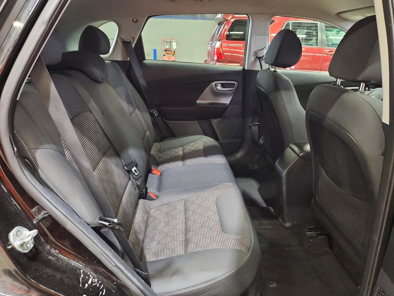 2017 KIA NIRO