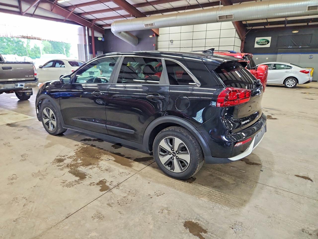 2017 KIA NIRO