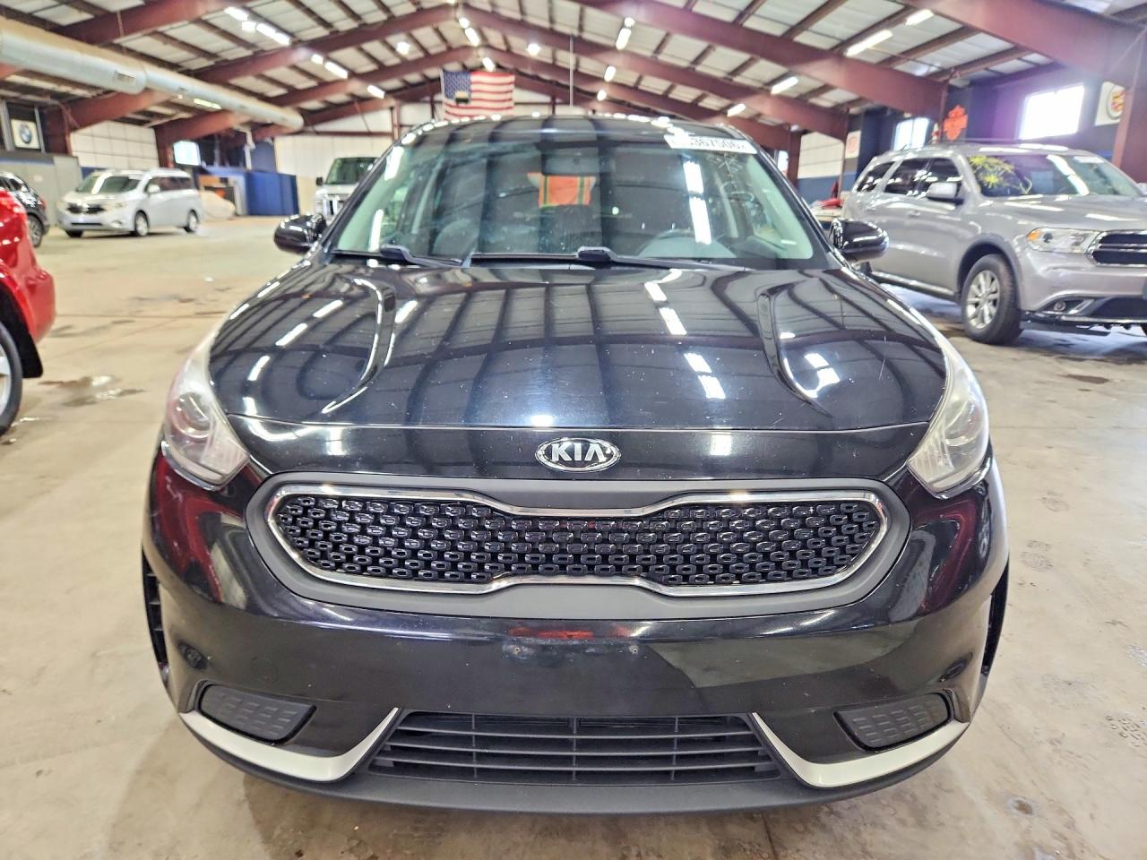2017 KIA NIRO