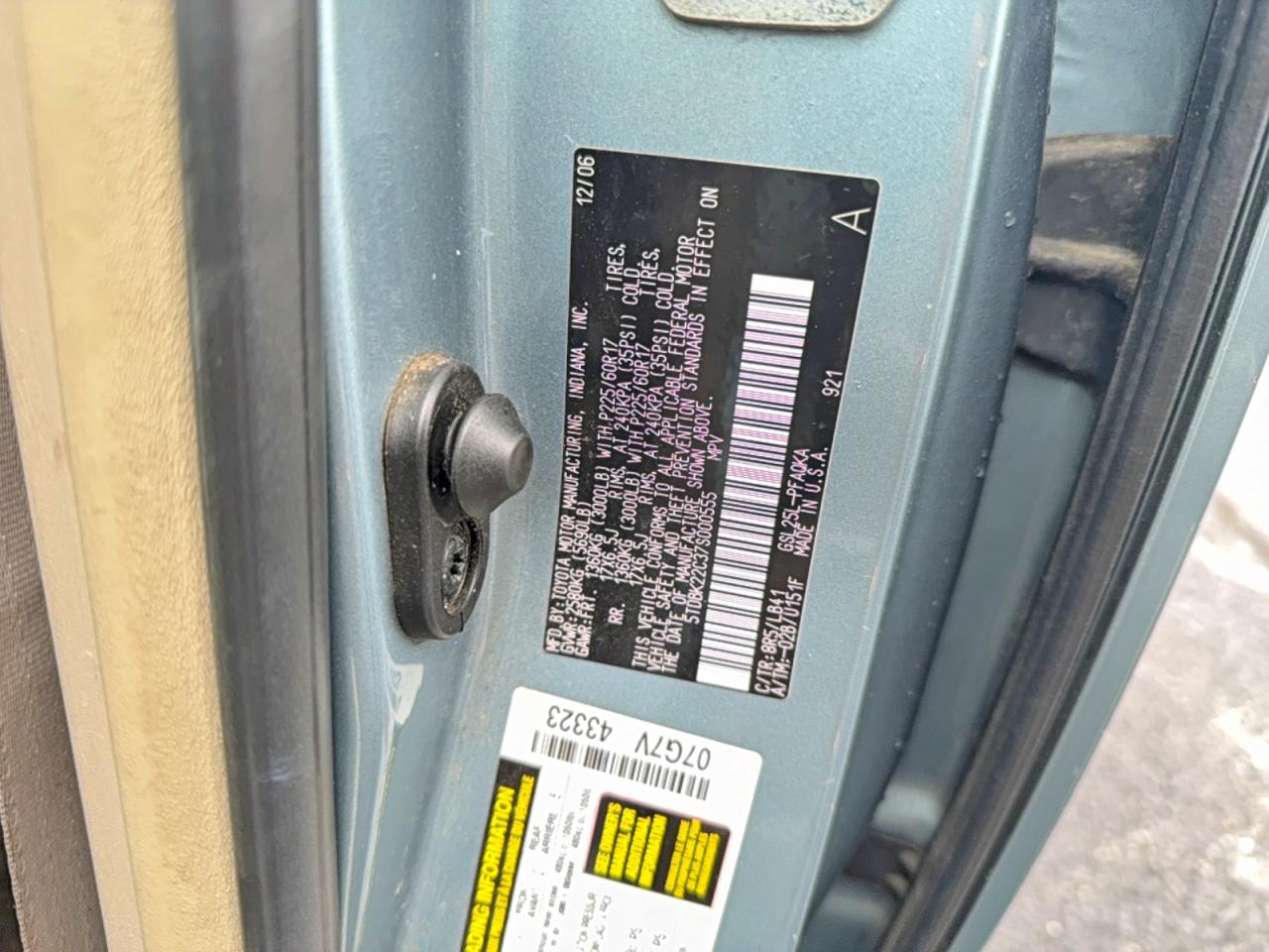 2007 TOYOTA SIENNA