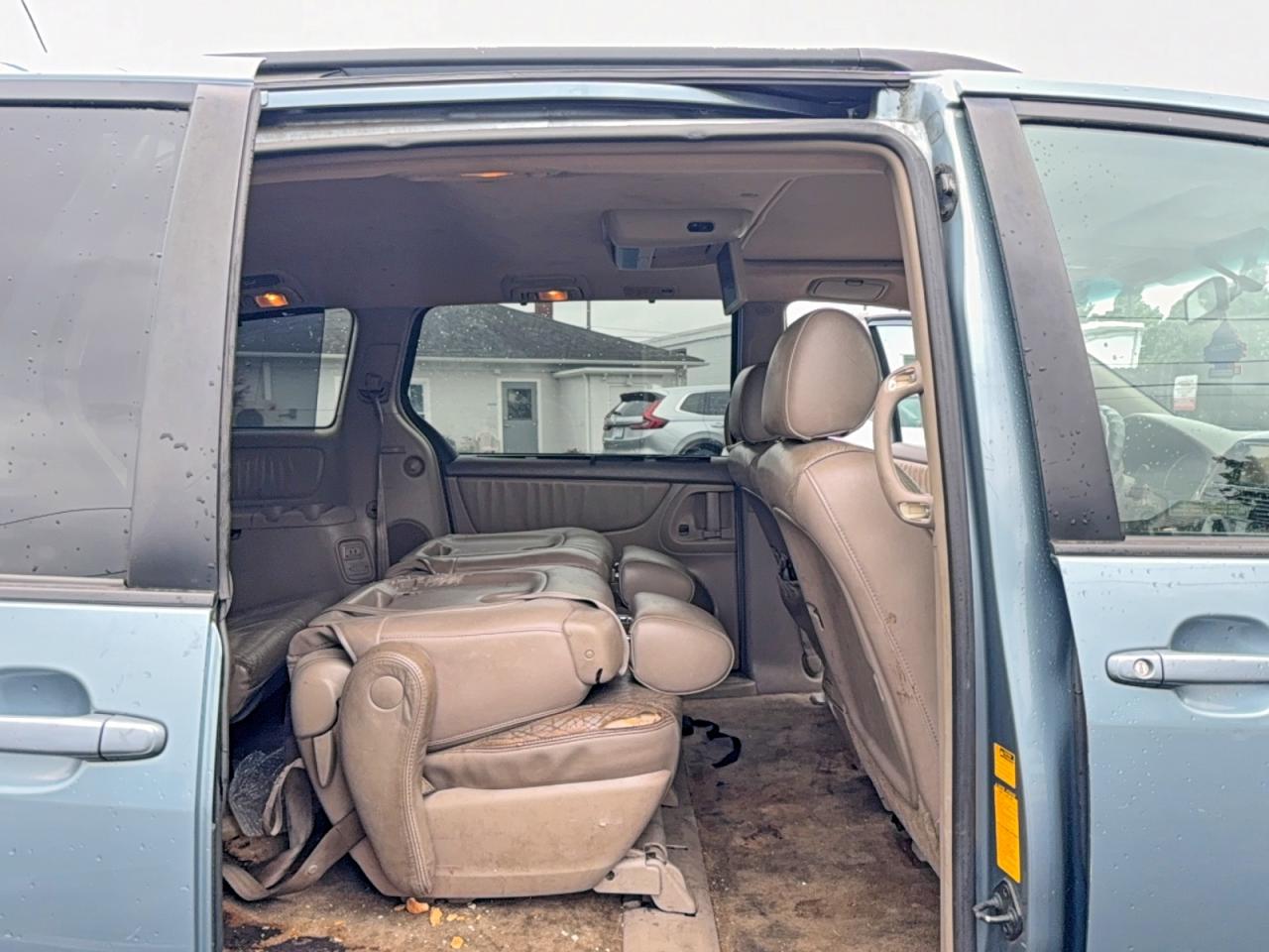 2007 TOYOTA SIENNA