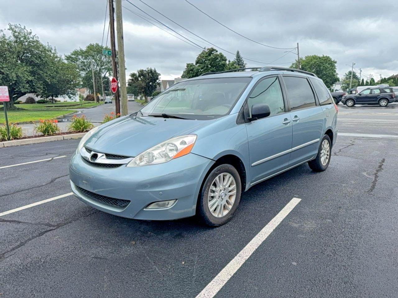 2007 TOYOTA SIENNA