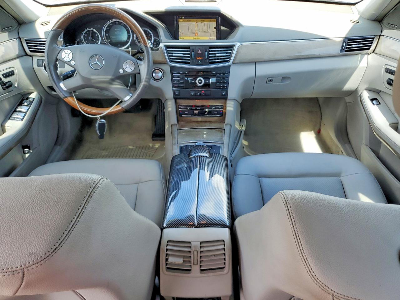 2010 MERCEDES-BENZ E-CLASS