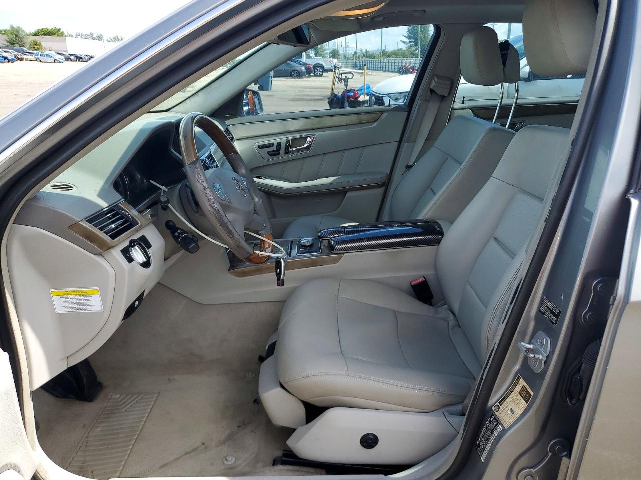 2010 MERCEDES-BENZ E-CLASS