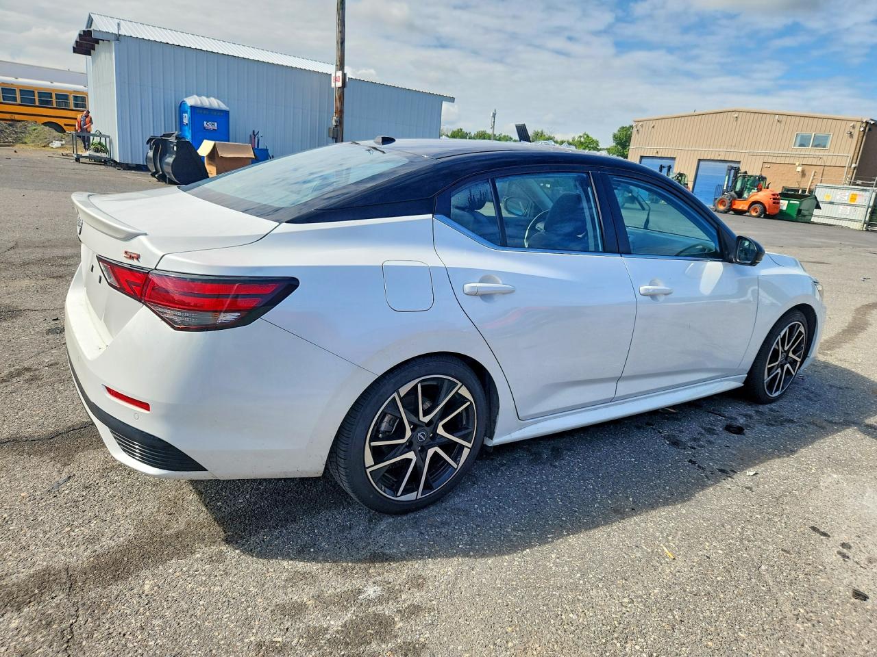 2025 NISSAN SENTRA