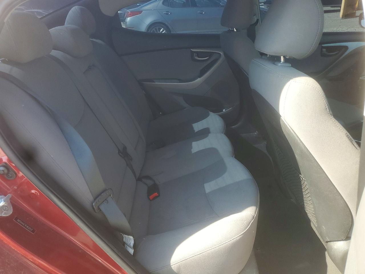 2015 HYUNDAI ELANTRA