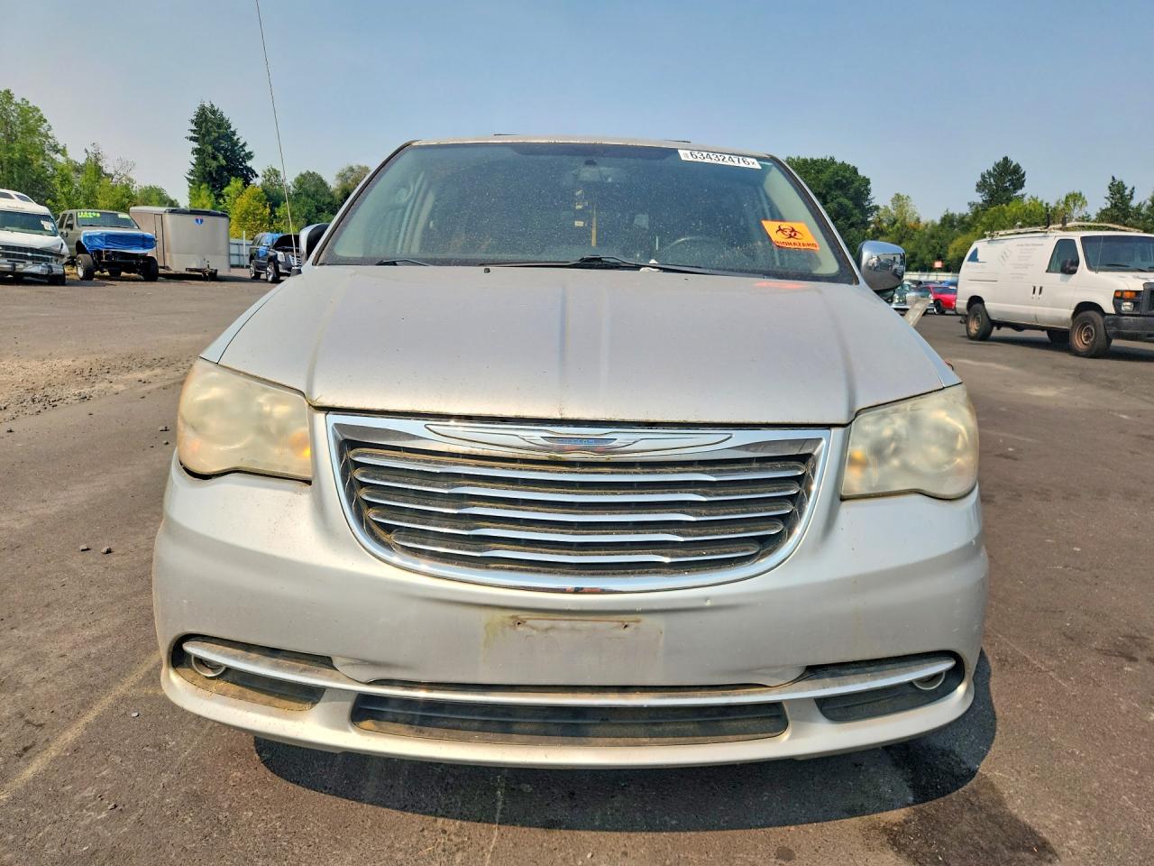 2012 CHRYSLER MINIVAN