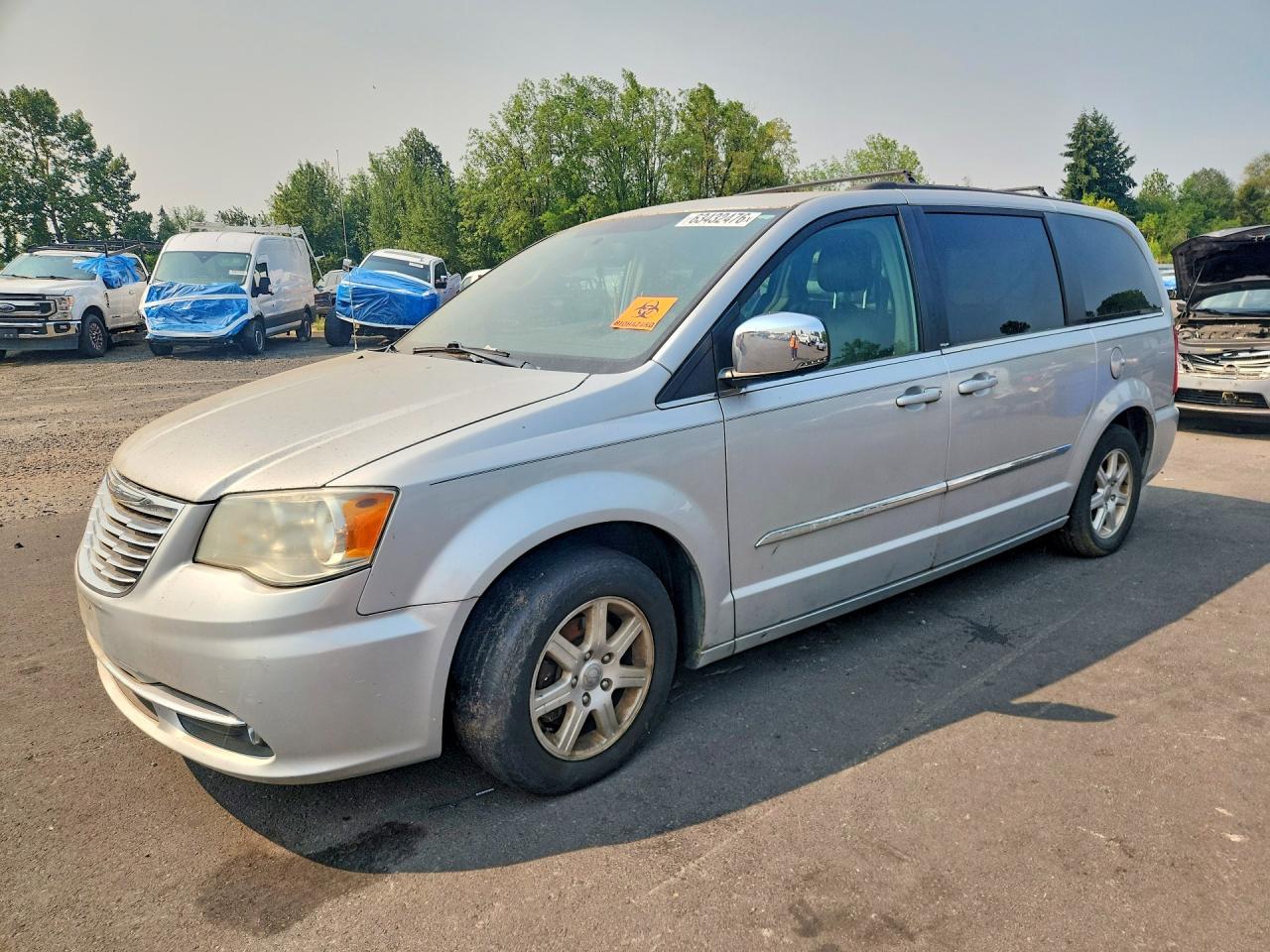 2012 CHRYSLER MINIVAN