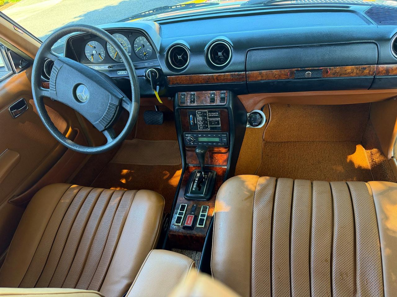 1978 MERCEDES-BENZ 280-CLASS