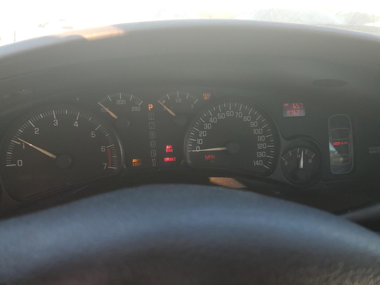 2003 PONTIAC BONNEVILLE