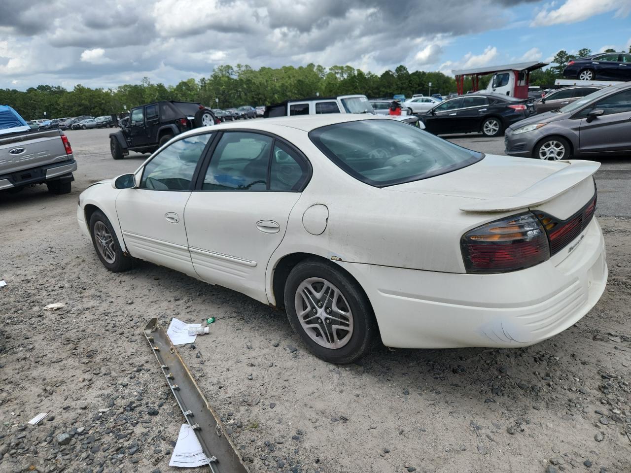 2003 PONTIAC BONNEVILLE