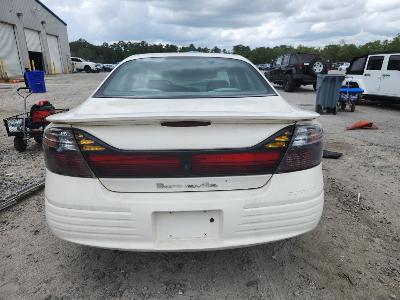 2003 PONTIAC BONNEVILLE