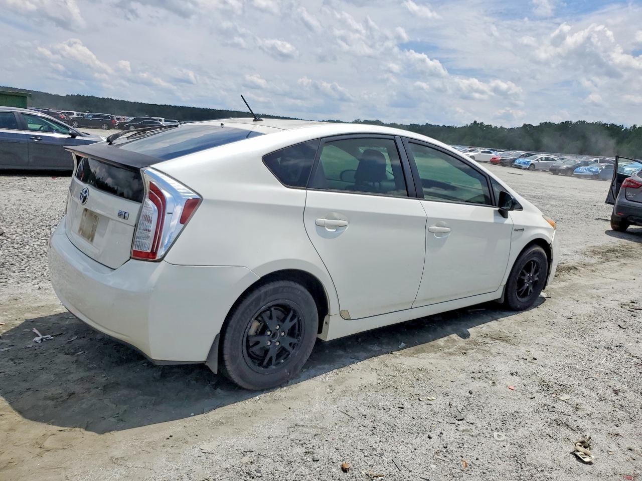2013 TOYOTA PRIUS