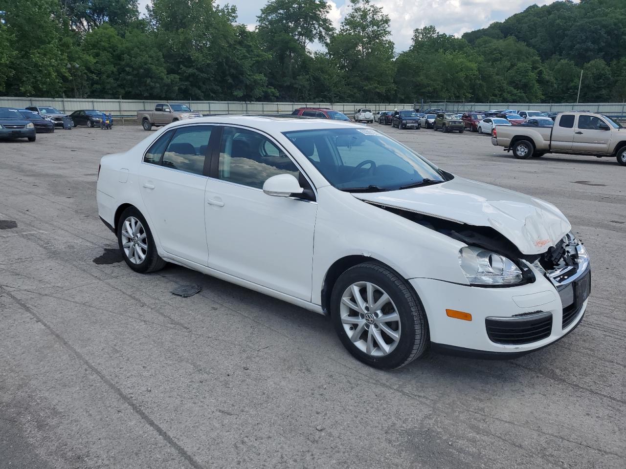 2010 VOLKSWAGEN JETTA